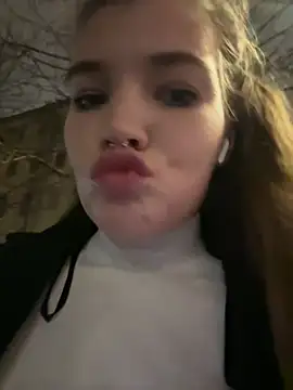 Snapshot of Holy_Tereza chatting on 01.26.25 Holy Tereza online show from 01.26.25