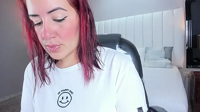 Snapshot of vanity_sex chatting on 01.08.25 vanity sex online show from 01.08.25