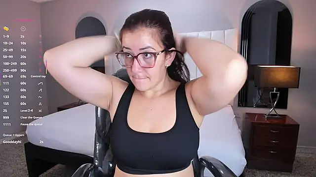 Snapshot of vanity_sex chatting on 09.16.25 vanity sex online show from 09.16.25