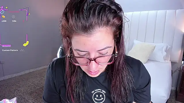 Snapshot of vanity_sex chatting on 10.27.25 vanity sex online show from 10.27.25