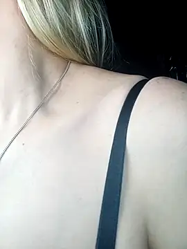 Freya Milf online show from 02.10.26