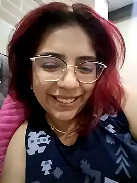 Snapshot of Rousse_Collinss chatting on 12.31.24 Rousse Collinss online show from 12.31.24