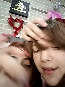 Snapshot of Rousse_Collinss chatting on 02.09.25 Rousse Collinss online show from 02.09.25