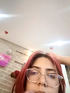 Snapshot of Rousse_Collinss chatting on 03.21.25 Rousse Collinss online show from 03.21.25