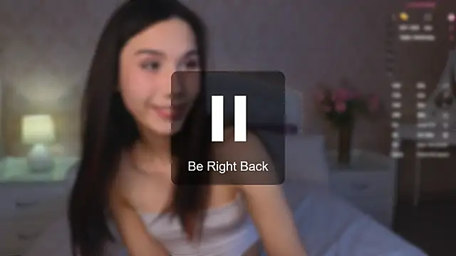 Kaia Sunshine Mia online show from 02.02.25