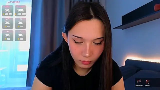 Snapshot of Kaia_Sunshine_Mia chatting on 05.23.26 Kaia Sunshine Mia online show from 05.23.26