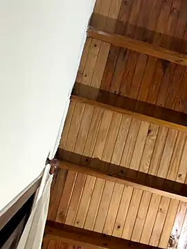 lupitta 1 online show from 12.22.25