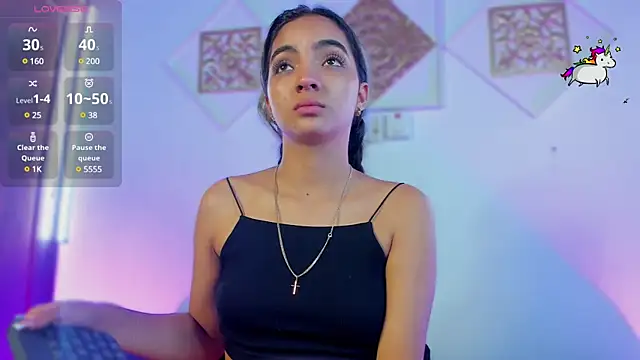 AdelineEvanss online show from 12.12.24