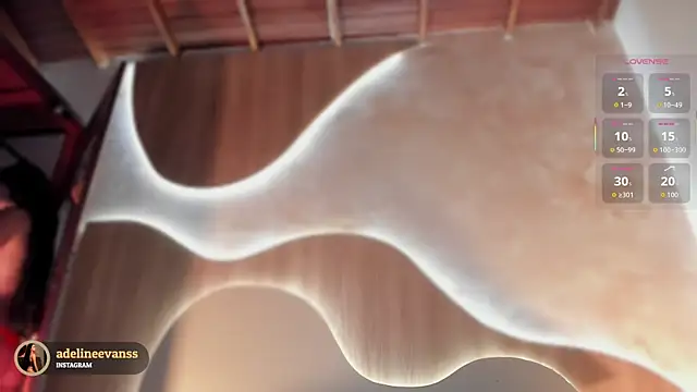 AdelineEvanss online show from 10.07.25