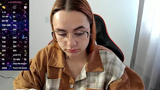 maryluna95 online show from 10.29.25