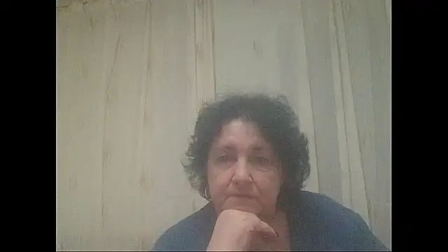 Snapshot of maturekorine chatting on 09.24.25 maturekorine online show from 09.24.25