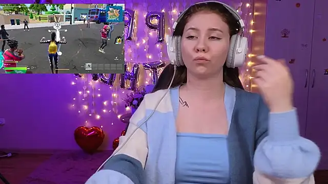 Snapshot of D0nna_ chatting on 06.22.26 D0nna online show from 06.22.26