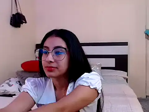 chika hellar online show from 02.18.25