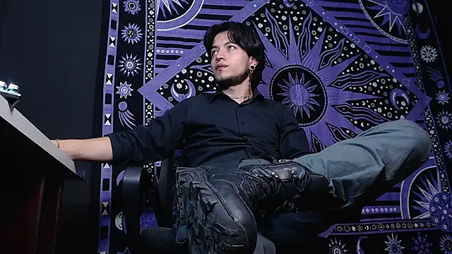 Snapshot of Dicaprioo_ chatting on 01.17.25 Dicaprioo online show from 01.17.25