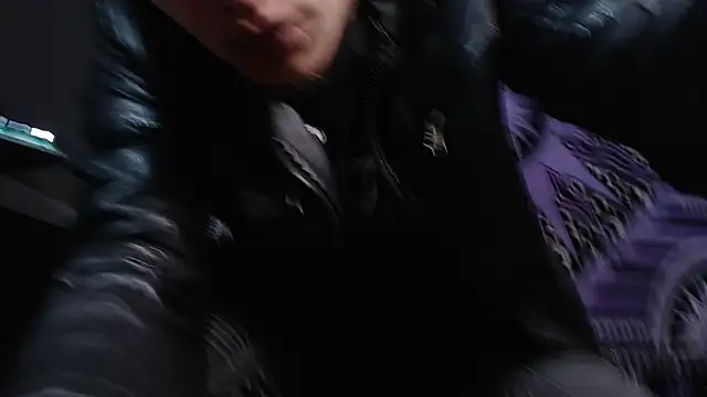 Snapshot of Dicaprioo_ chatting on 01.28.25 Dicaprioo online show from 01.28.25