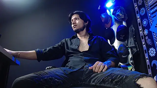 Snapshot of Dicaprioo_ chatting on 03.03.25 Dicaprioo online show from 03.03.25