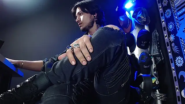 Snapshot of Dicaprioo_ chatting on 03.03.25 Dicaprioo online show from 03.03.25