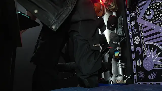 Snapshot of Dicaprioo_ chatting on 03.18.25 Dicaprioo online show from 03.18.25