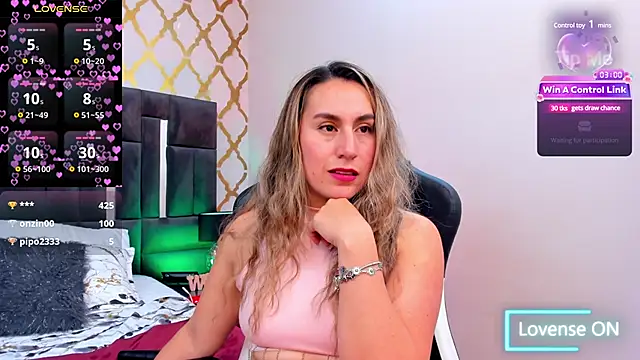 Snapshot of RubbyTaylor chatting on 03.04.25 RubbyTaylor online show from 03.04.25