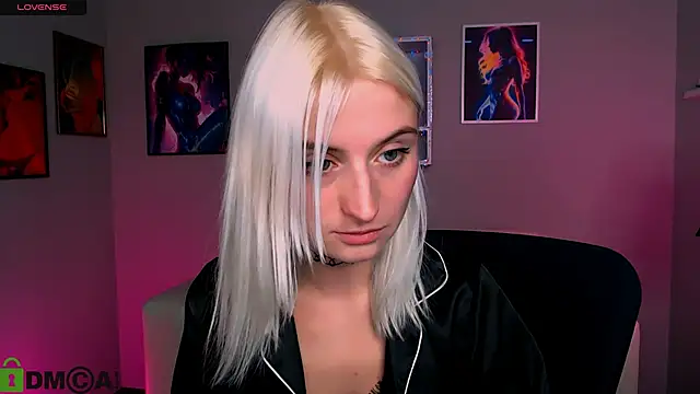 Snapshot of melisa_white1 chatting on 10.14.25 melisa white1 online show from 10.14.25