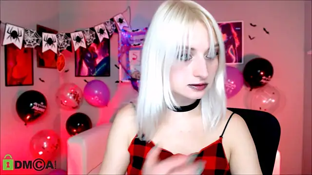 Snapshot of melisa_white1 chatting on 10.24.25 melisa white1 online show from 10.24.25