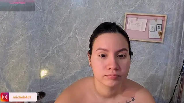 Mia  reys online show from 04.16.26