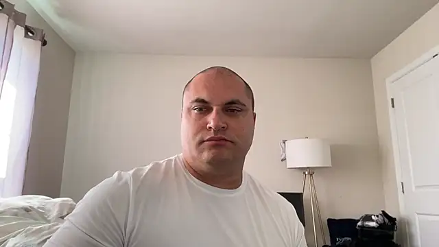 SluggishChase99 online show from 10.04.25