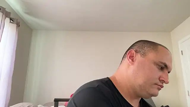 SluggishChase99 online show from 11.05.25