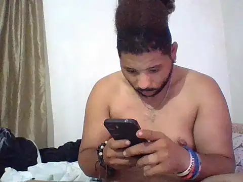 Snapshot of Dj-yefri-pauta chatting on 07.20.26 Dj-yefri-pauta online show from 07.20.26