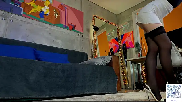 izi-fox online show from 03.12.26