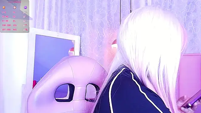 bella-green online show from 02.08.25