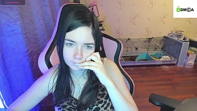 Crazy forest fairy online show from 10.16.25