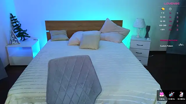 Hayle Hill online show from 01.08.25