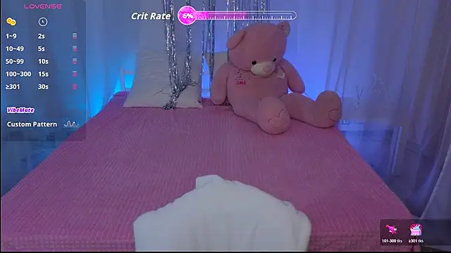 Hayle Hill online show from 12.16.25