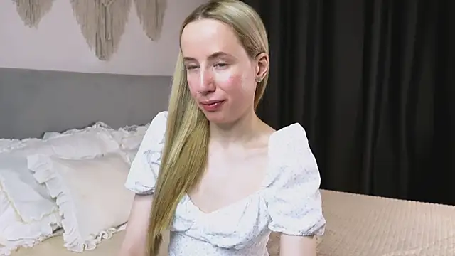 Cassie Kelman online show from 04.06.26