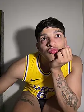 christianporcella  online show from 04.11.26