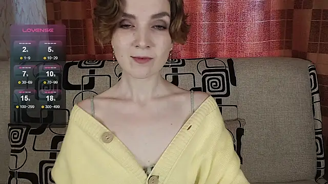 Snapshot of TinaWince chatting on 04.23.26 TinaWince online show from 04.23.26