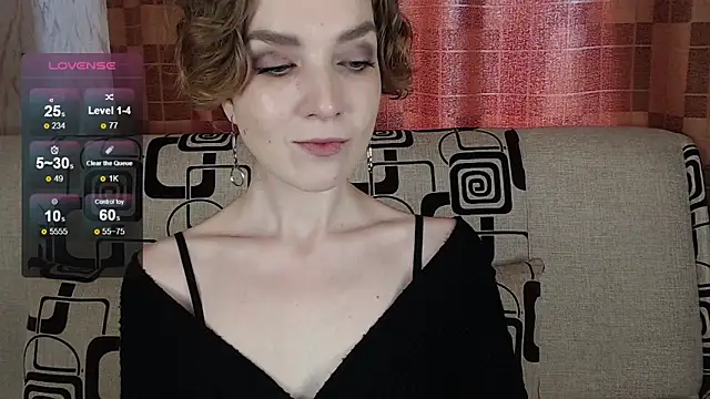 Snapshot of TinaWince chatting on 04.30.26 TinaWince online show from 04.30.26
