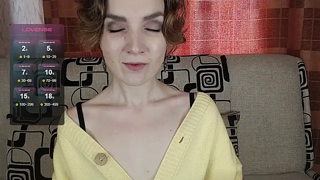Snapshot of TinaWince chatting on 05.01.26 TinaWince online show from 05.01.26