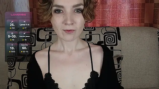 Snapshot of TinaWince chatting on 05.03.26 TinaWince online show from 05.03.26