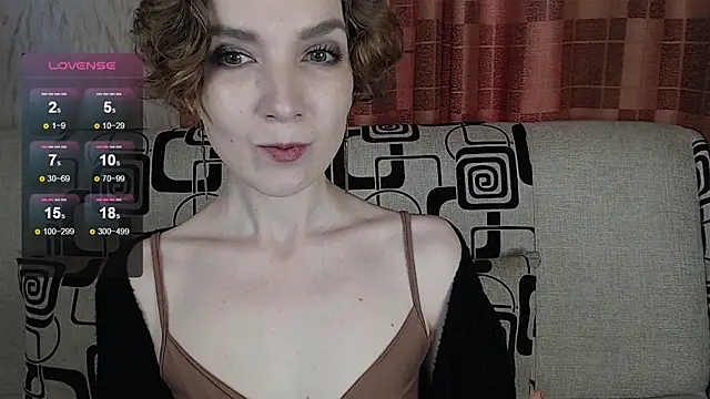 Snapshot of TinaWince chatting on 05.14.26 TinaWince online show from 05.14.26