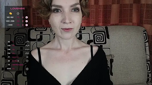 Snapshot of TinaWince chatting on 05.28.26 TinaWince online show from 05.28.26