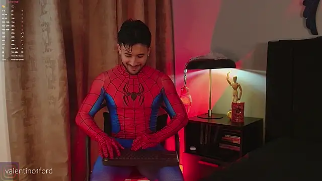 Valentinoford online show from 10.31.25