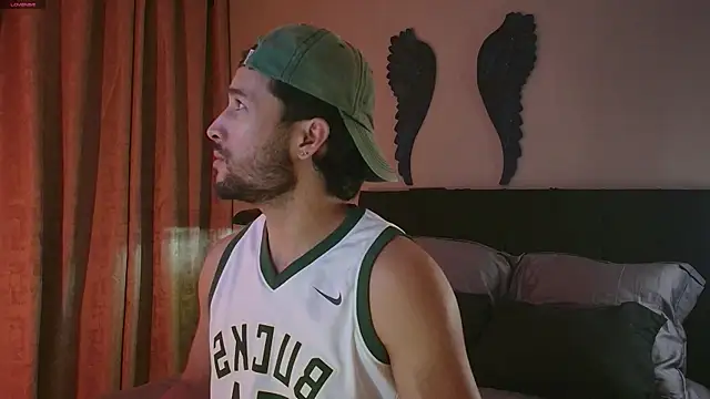 Valentinoford online show from 02.06.26