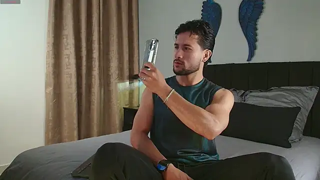 Valentinoford online show from 02.14.26