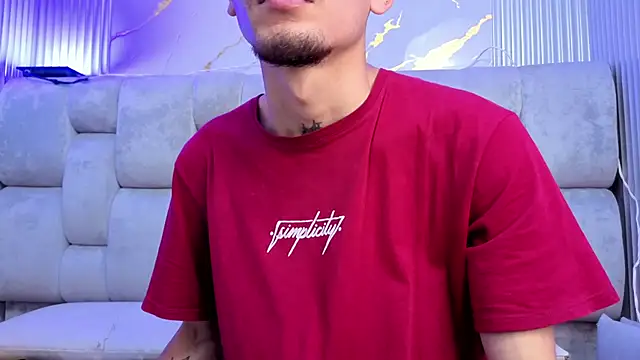 kendalltaylorr online show from 10.02.25