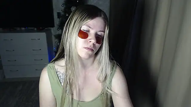 MelissaXKinky online show from 12.22.24