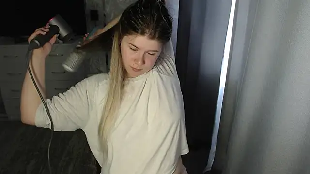 MelissaXKinky online show from 03.18.25