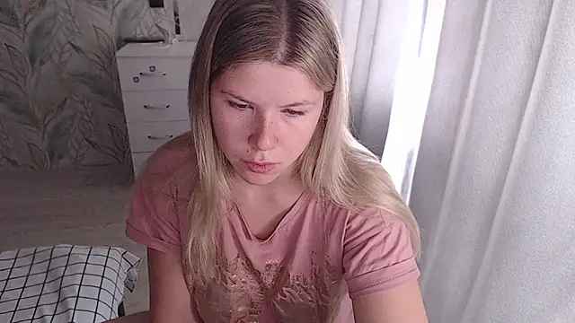 MelissaXKinky online show from 10.19.25