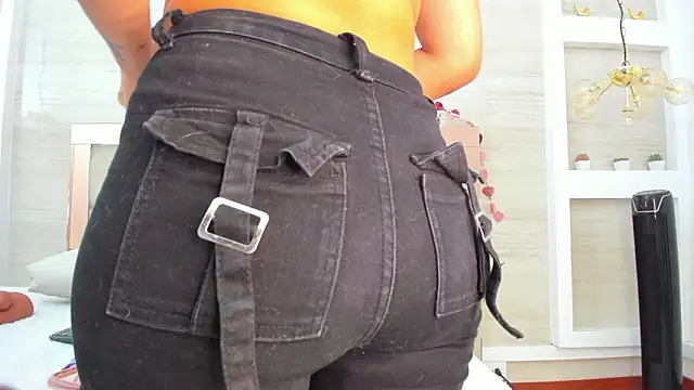 Dalia-Prada online show from 02.19.26